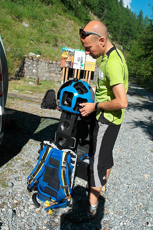 Montage du sac Google Trekker, avant la capture d'un itinéraire