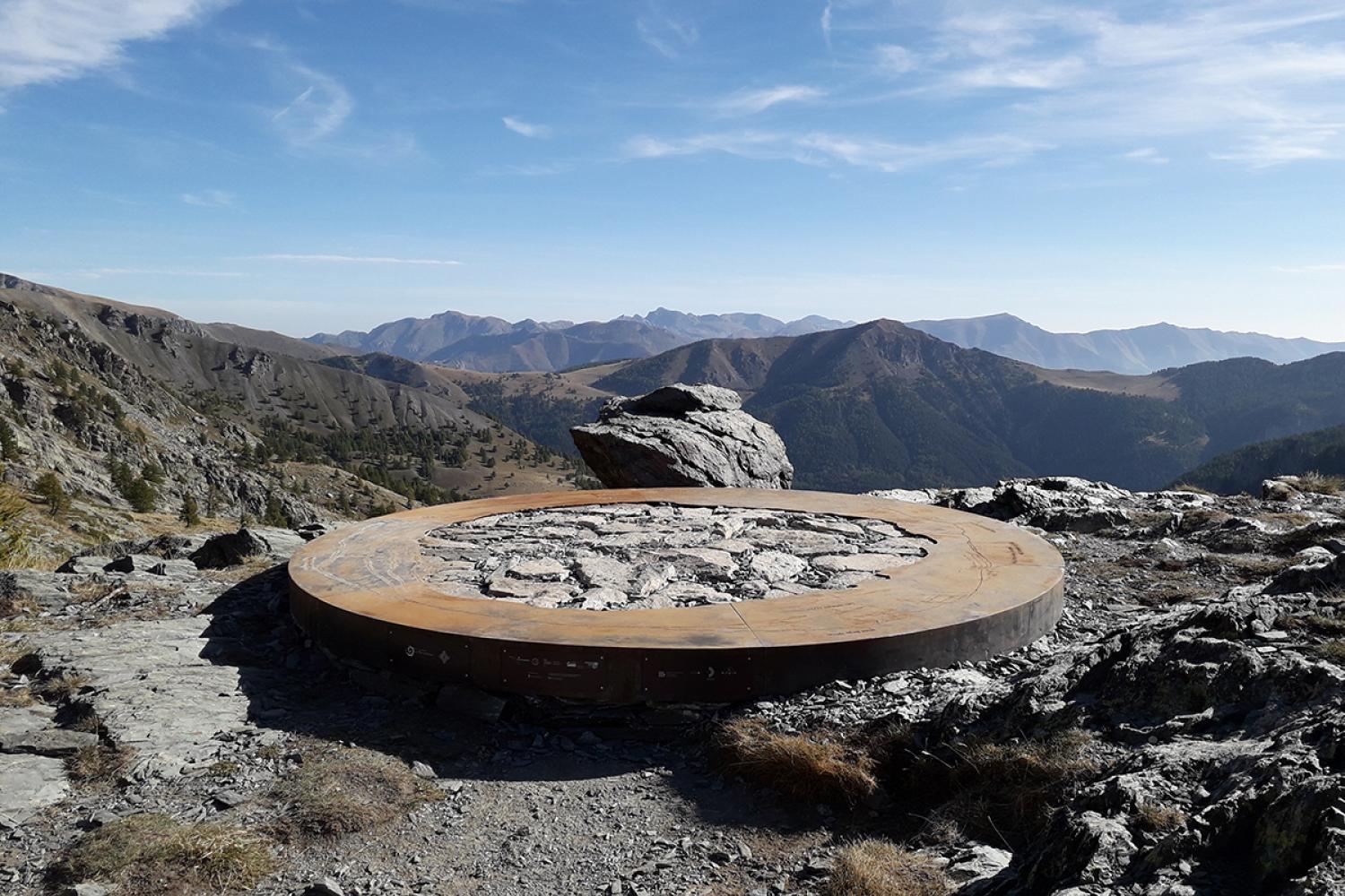 Le bélvédère-table d'orientation de Fontanalbe fait peau neuve ! © I. Lhommedet / PnM